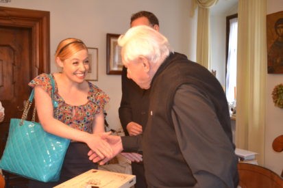 Georg Ratzinger gặp Deborah Castellano Lubov tại Regensburg