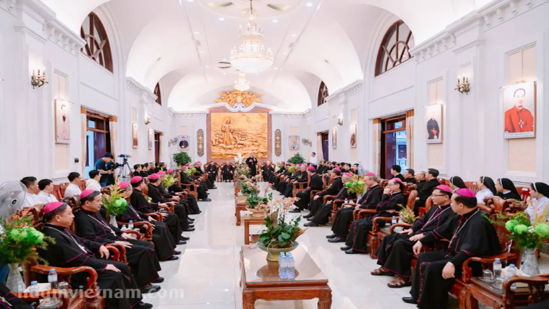 Các Đức Giám mục quy tụ về Toà Giám mục Thái Bình, khởi đầu Hội nghị thường niên kỳ II năm 2026
