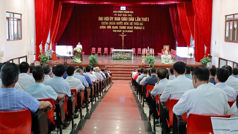 uy ban giao dan giao phan dai hoi lan thu i – “chung nhan nguoi mon de thua sai” va mung le thanh gioan phaolo ii quan thay