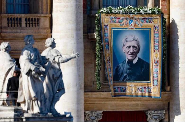 thanh newman chinh thuc duoc ghi danh vao lich phung vu chung roma