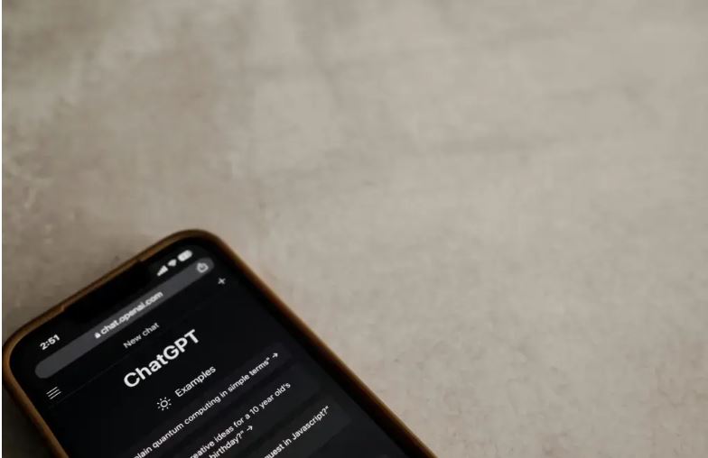 duc hong y arizmendi tinh chat hai mat cua ai