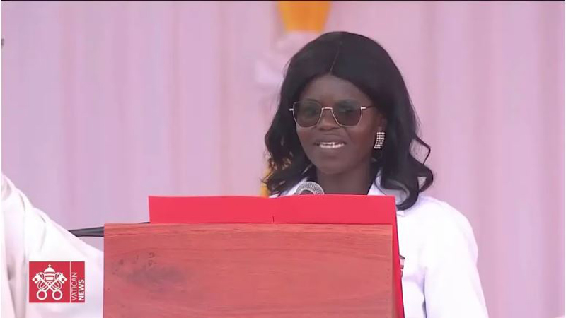 tong du angola duc thanh cha chu su thanh le tai quang truong saurimo