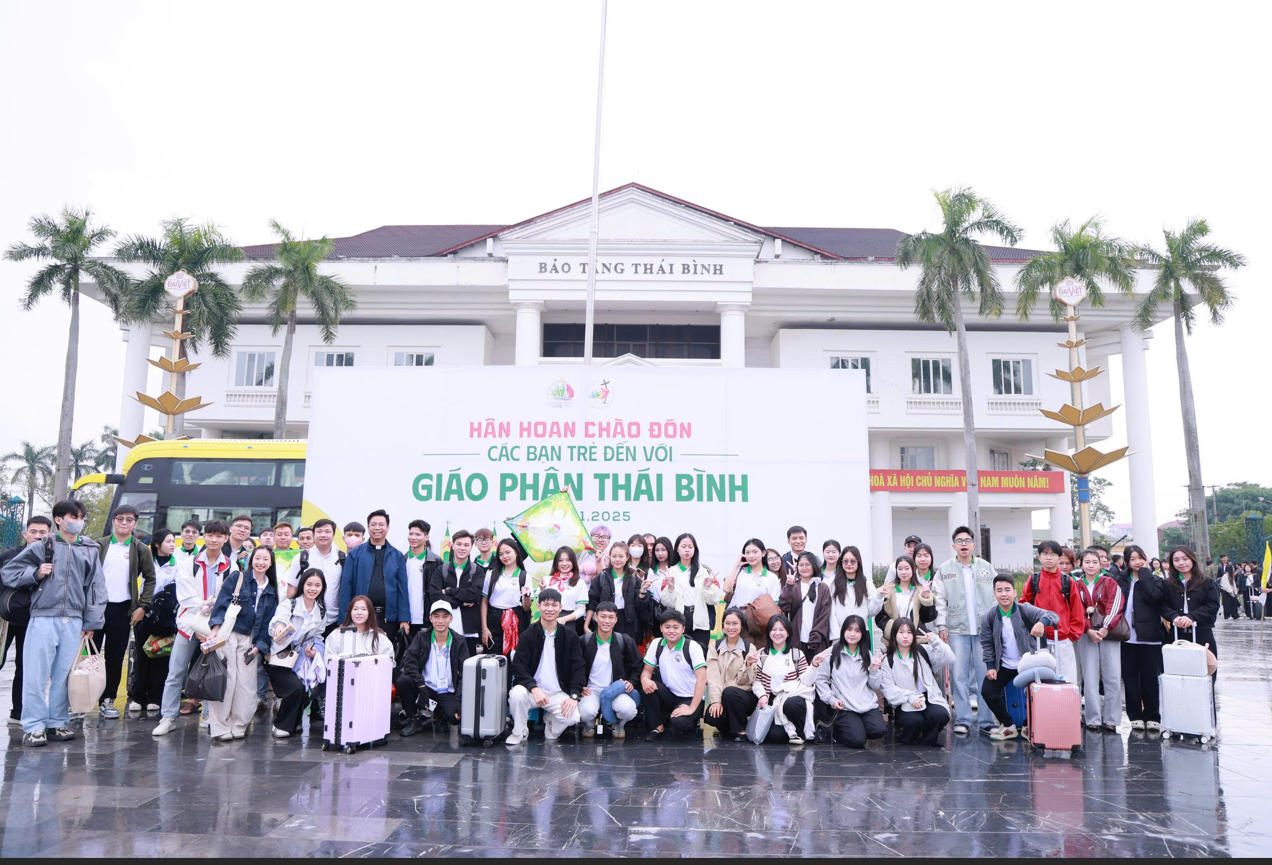 gioi tre thanh hoa tham du dai hoi gioi tre giao tinh ha noi lan thu xxi tai giao phan thai binh