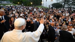 duc thanh cha gap go cac nhan vien vatican
