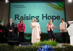 thien chua se hoi chung ta ve viec canh tac va cham soc the gioi   dien van duc thanh cha leo xiv danh cho cac tham du vien hoi nghi “raising hope”