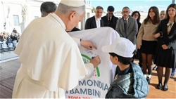 duc thanh cha leo xiv cong bo ngay the gioi tre em lan thu hai vao nam 2025