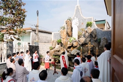 giao xu tien thon – giao ho yen vinh thanh le ta on – lam phep nha nguyen va tuong thanh anton padova