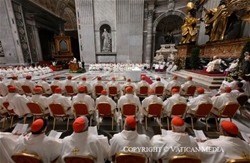 concistoro   cong nghi co the duoc hieu duoi anh sang cua goc tu consistere tuc la “dung lai”   bai giang cua duc leo xiv trong thanh le voi cac hong y ngay 08012026