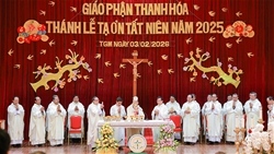 giao phan thanh hoa ngay tat nien nam 2025 trong an sung chua