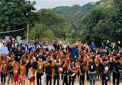 caritas thanh hoa tinh yeu lan toa giua mua dong lanh gia