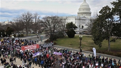 buoi canh thuc vi su song huong toi viec bien pha thai thanh dieu “khong the duoc nghi toi” trong xa hoi