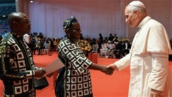 tong du guinea xich dao duc thanh cha gap go gioi tre va cac gia dinh tai san van dong bata