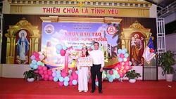 giao hat phong y  tieng chuong ngan trong dem he