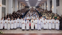 cai nhin tong quat ve giao hoi viet nam qua so lieu thong ke nam 2025