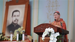 le tuyen phong chan phuoc cho cha phanxico xavie truong buu diep