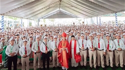 tieng ken dang chua trong dai le tuyen phong chan phuoc cha phanxico xavie truong buu diep