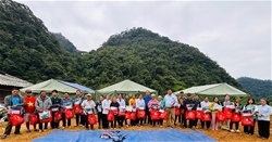 kho bau tren troi   phan thuong xung dang cho tam long nhan hau