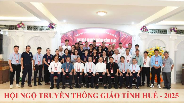 hoi ngo truyen thong giao tinh hue   2025