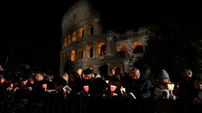 Đức Thánh cha Lêô XIV sẽ vác Thánh Giá tất cả 14 chặng Đàng Thánh Giá tại Colosseo