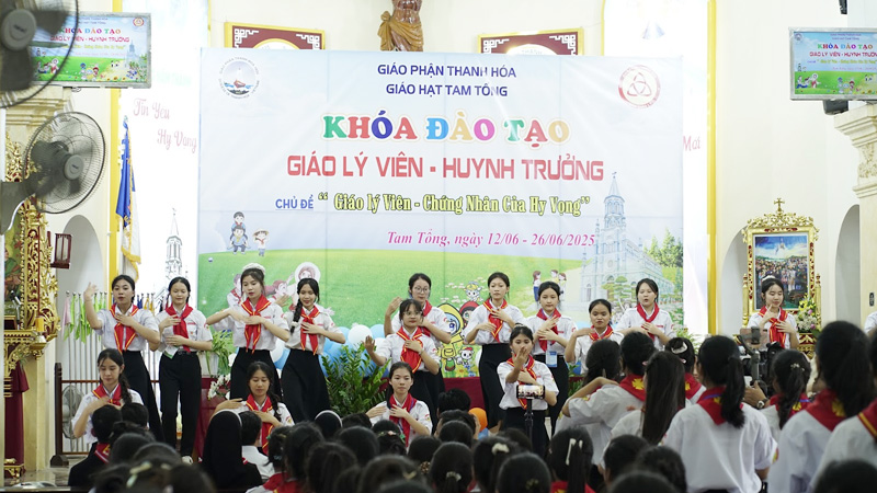 giao hat tam tong khai mac khoa dao tao giao ly vien – huynh truong he 2025