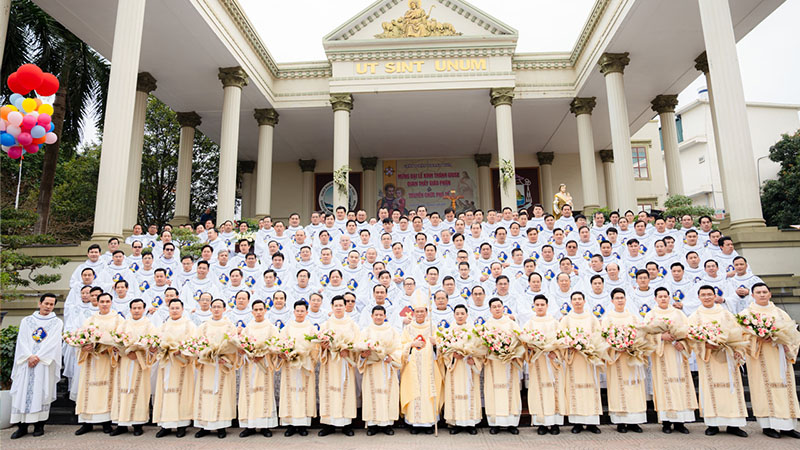 giao phan thanh hoa dai le  mung kinh thanh giuse   bon mang giao phan va truyen chuc pho te
