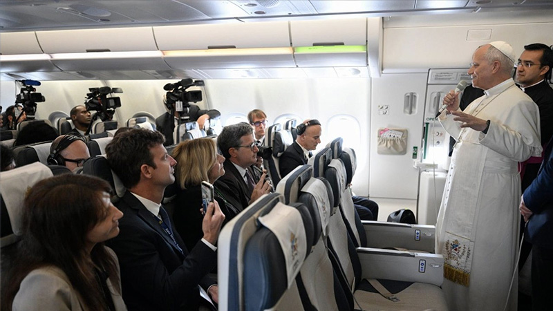 duc thanh cha leo xiv “voi tu cach muc tu toi khong the ung ho chien tranh qua nhieu nguoi vo toi da chet”