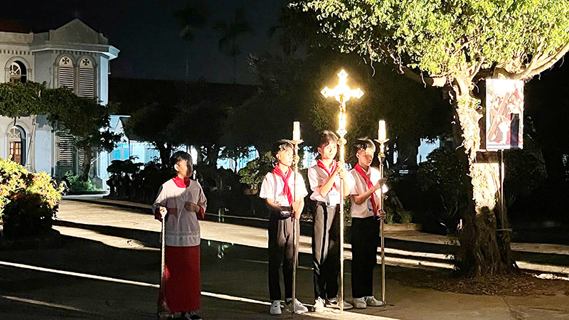 giao hat tam tong khoa dao tao giao ly vien   huynh truong di dang thanh gia trong the
