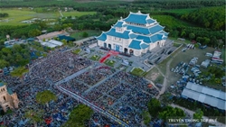 thanh le vong kinh duc me hon xac len troi 2025 tai la vang