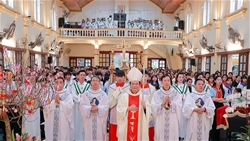 giao xu ngoc lap thanh le be mac tuan chau thanh the