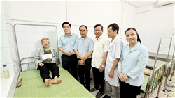caritas thanh hoa noi tinh yeu buoc ra tu cung thanh