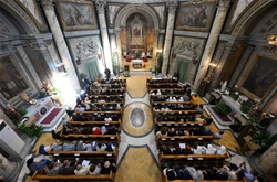duc thanh cha dang thanh le tai nha tho thanh anna o vatican